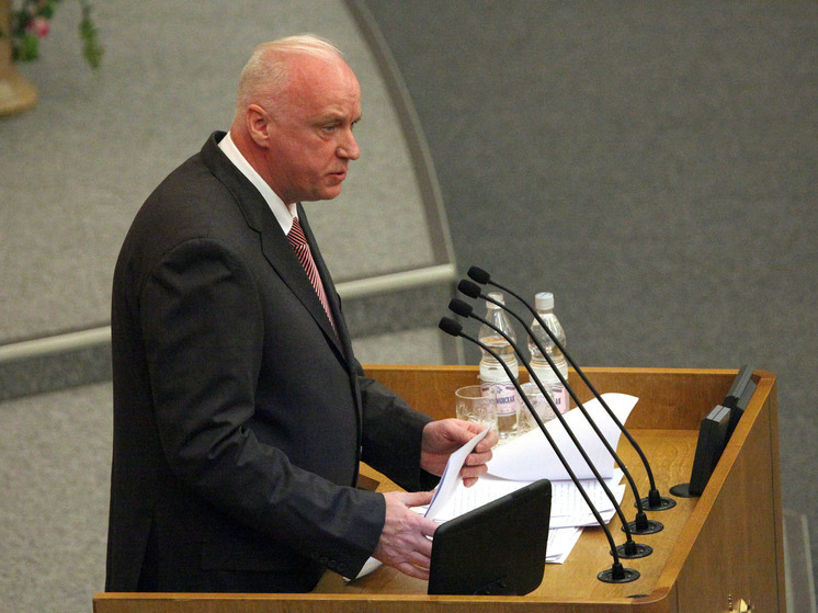 Бастрыкин: СКР проверит сообщения о рейдерском захвате квартир москвичей