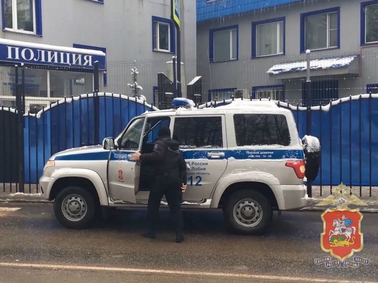 Курьера, который забирал деньги у жертв мошенников, задержали в Лобне