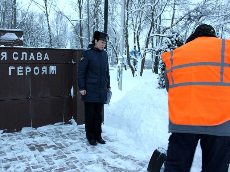 Житель Ельни за уклонение от уплаты алиментов пошел убирать улицы