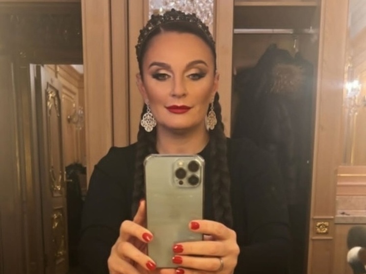 Певица Елена Ваенга снова заболела перед Новым годом