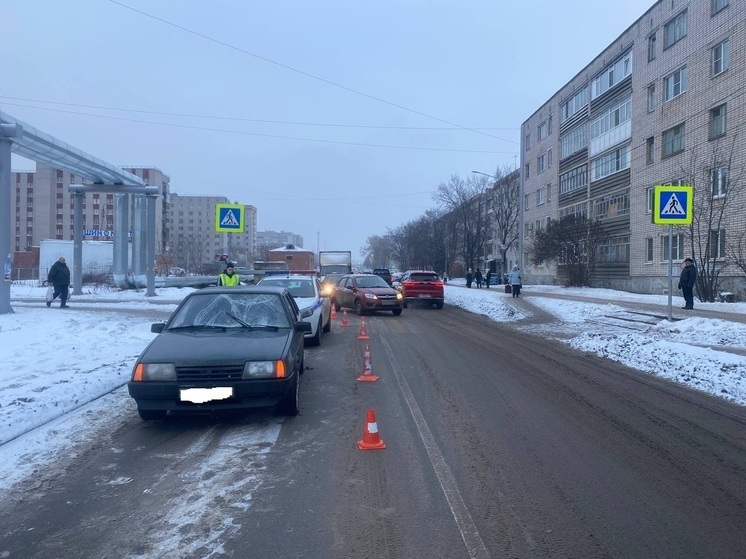 Пешехода сбили на улице Воркутинской в Вологде