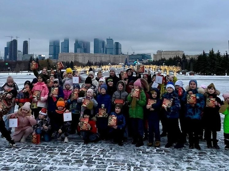 Дети из Тверской области побывали на «Елке Победы» в Москве