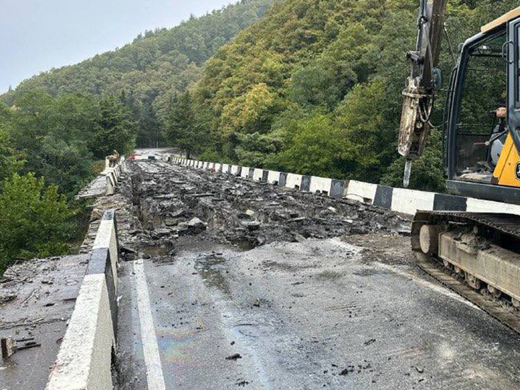  «Снесен и основной мост, и временная переправа»