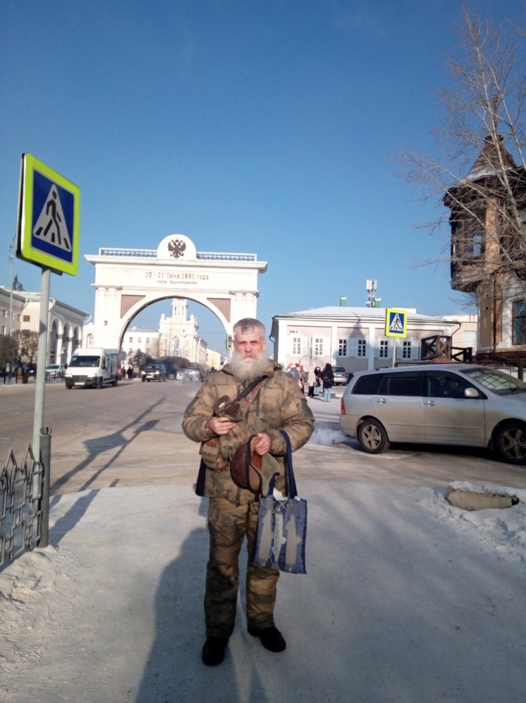 В Улан-Удэ побывал велопутешественник из Челябинской области