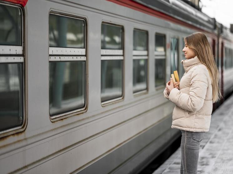 В Алтайском крае на новогодних каникулах изменят расписание пригородных поездов