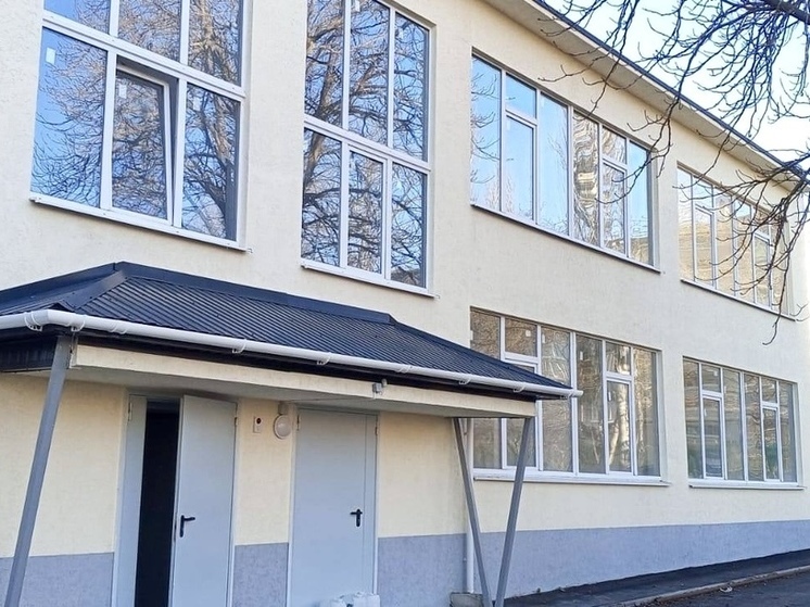 В Мариуполе завершается реконструкция ДЮСШ "Атлетик"