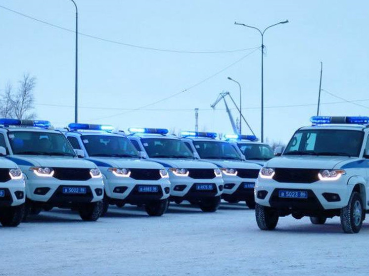 Югорские полицейские получили новые служебные автомобили