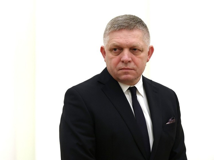 Фицо пригрозил Украине отключением электроэнергии из-за остановки поставок газа