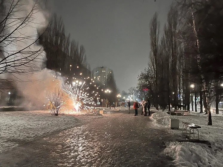 Петарды могут взрываться в руках саратовцев