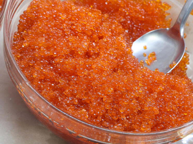 Диетолог Михалева предупредила о последствиях переедания красной икры