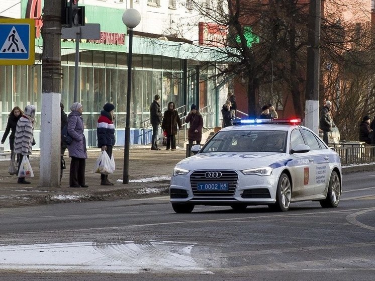 На новогодние праздники в Тверской области усилили количество патрулей ГАИ