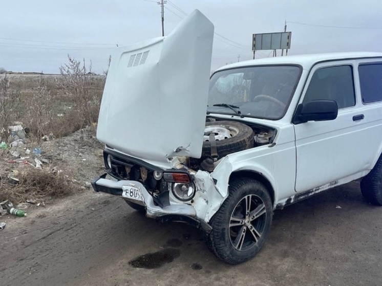 В Калмыкии в дорожной аварии пострадал человек