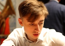 Российский шахматист Даниил Дубов проспал партию чемпионата мира по блицу против американца Ханса Ниманна