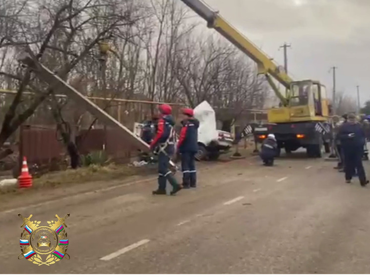 В кубанской станице водитель «шестёрки» погиб врезавшись в столб