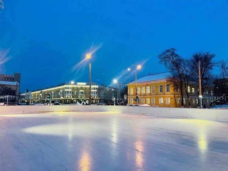 Каток в центре Петрозаводска откроется 2 января