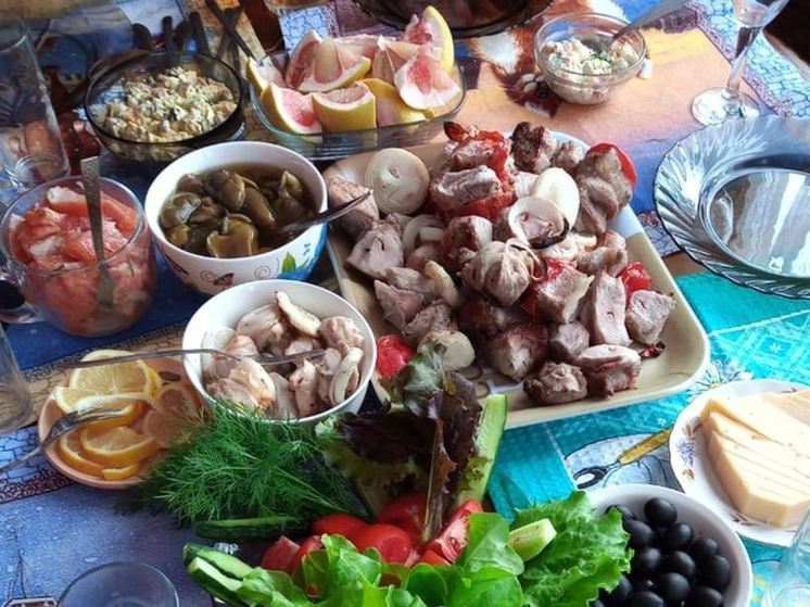 Эндокринолог Меркулова назвала правила, помогающие организму пережить Новый год