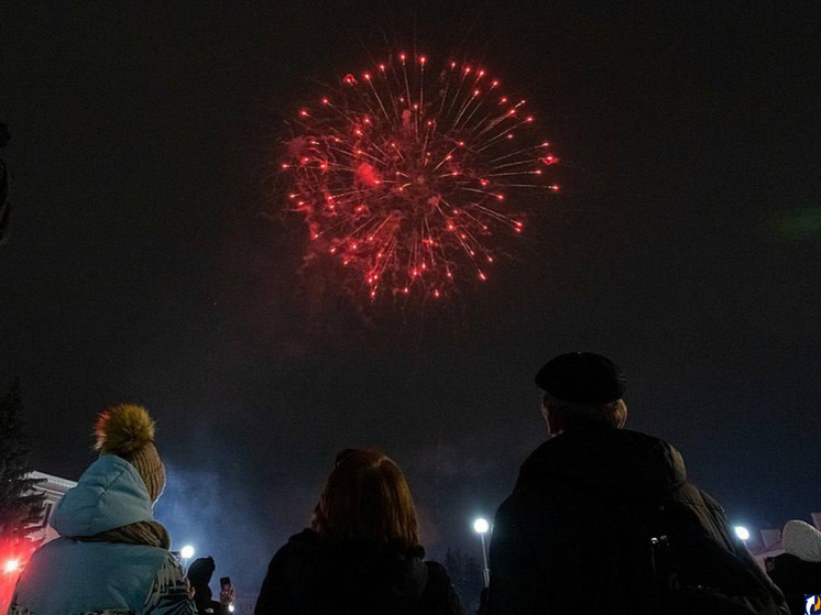 Псковичам напомнили про то, что время запуска фейерверков завершилось день назад