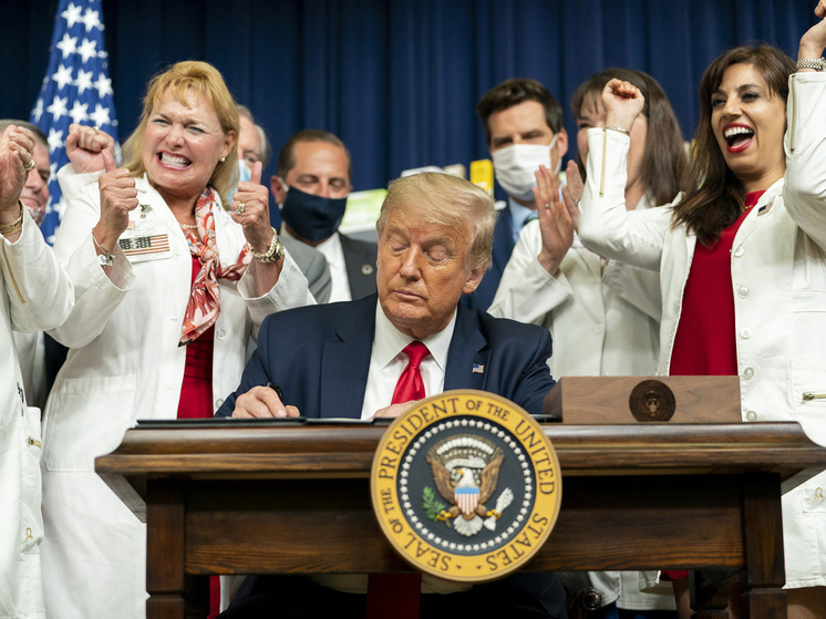 Суд Нью-Йорка намерен 10 января вынести приговор Трампу по делу о подлоге документов