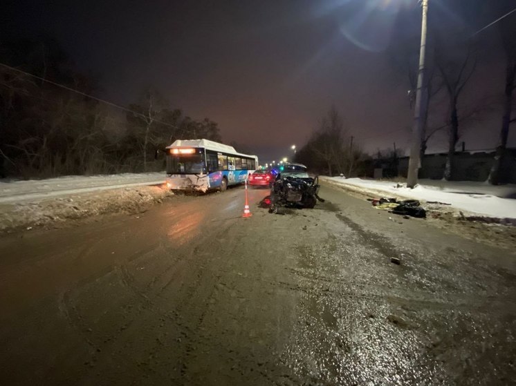  В Омске произошло смертельное ДТП с участием автобуса