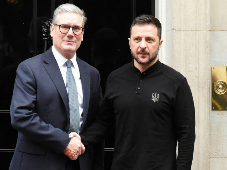 The Times: Стармер планирует убедить Трампа продолжить снабжать Украину оружием