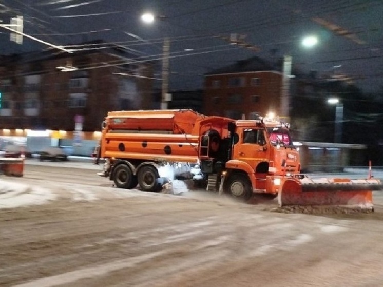 В Туле на улицы высыпали более 1 тыс. тонн реагентов после метели