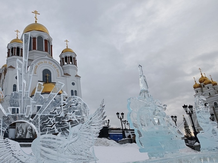 Сотрудники ГАИ в Свердловской области готовятся к Рождеству