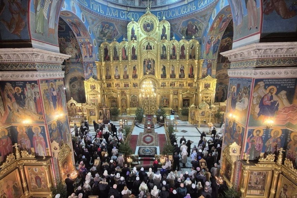 Губернатор поздравил калужан с Рождеством