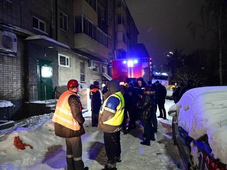 Для устранения последствий взрыва газа в многоквартирном доме в Петрозаводске вводят режим ЧС муниципального уровня