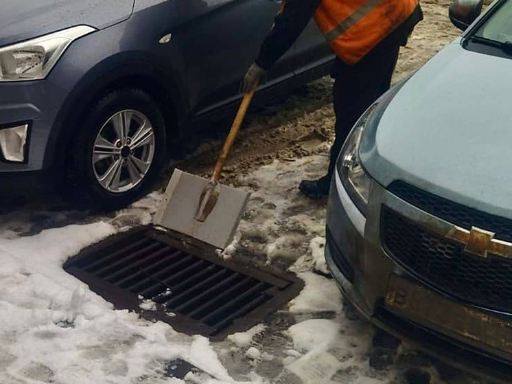 В Центральном районе Воронежа активизирована работа по очистке решеток ливневой канализации