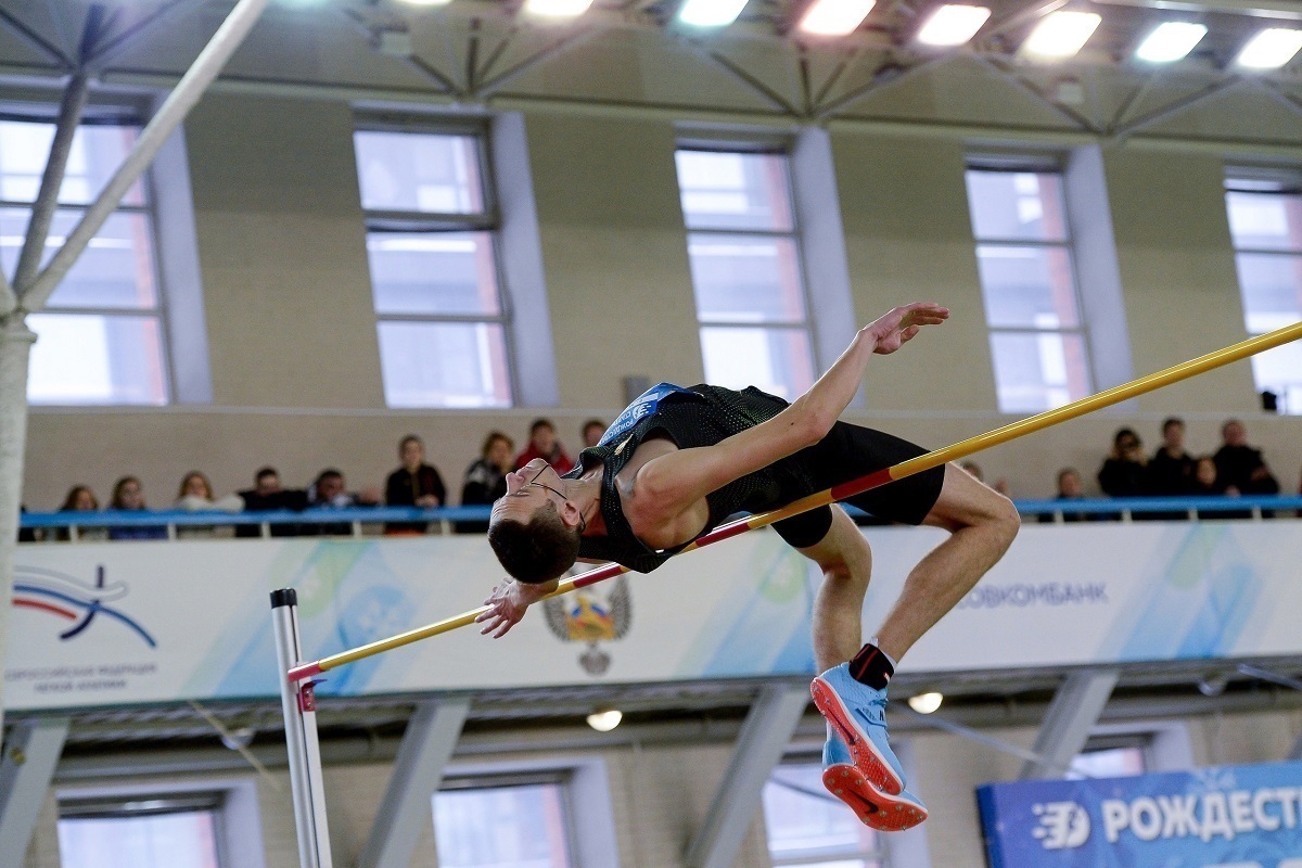 Легкоатлетическая "Снежная королева" прилетела в Екатеринбург.
