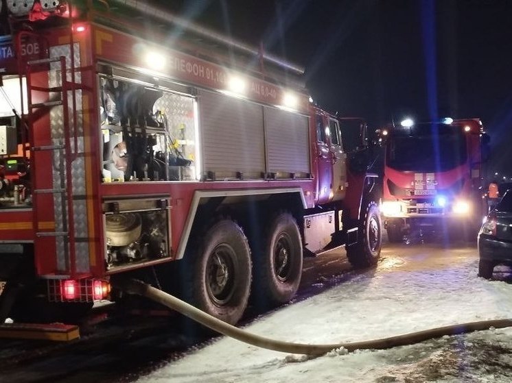 В тамбовском селе сгорели деревянные постройки