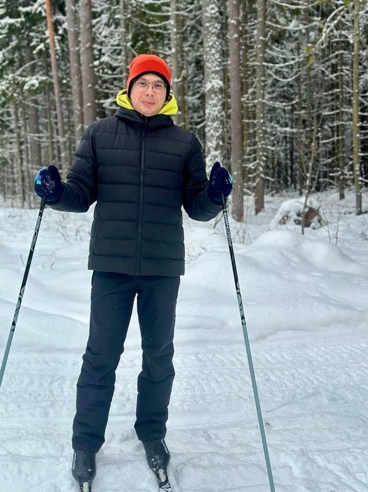 Мэр Нижнего Юрий Шалабаев впервые в этом сезоне встал на лыжи