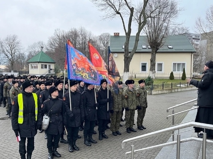 В Балтийске прошел воинский Крестный ход в честь Рождества Христова