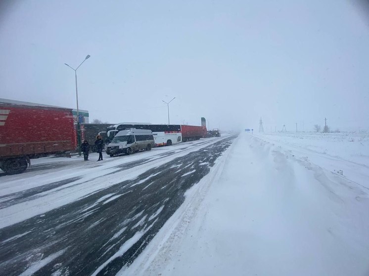 В Оренбургской области закрыта для транспорта ещё одна трасса