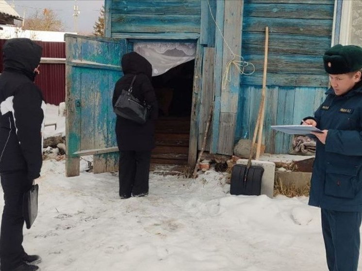 В Ядрине обошли и проверили все неблагополучные семьи округа