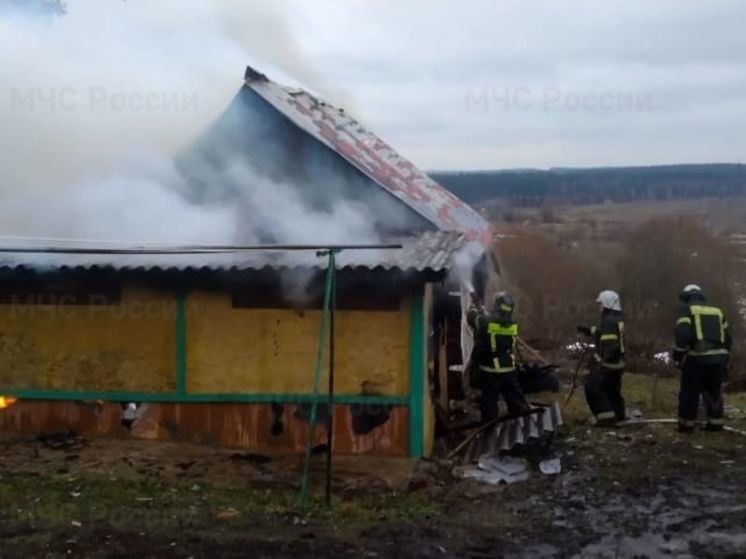 Под Козельском сгорела баня