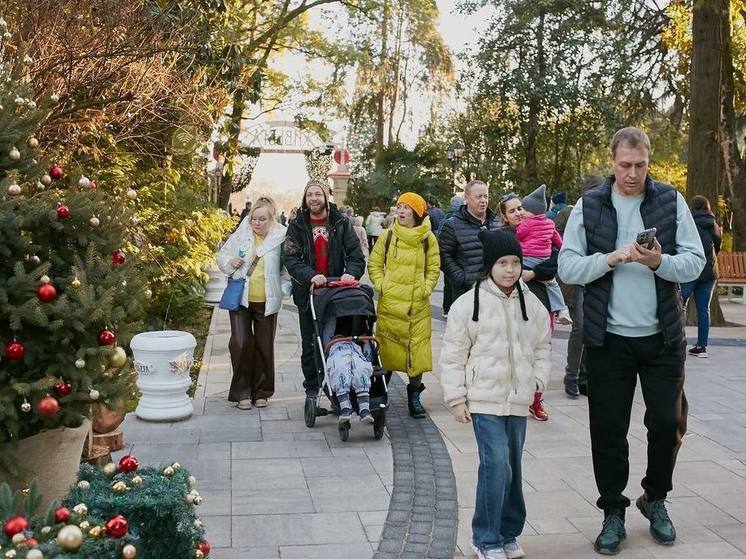 В Сочи на каникулах провели более 130 новогодних и рождественских мероприятий