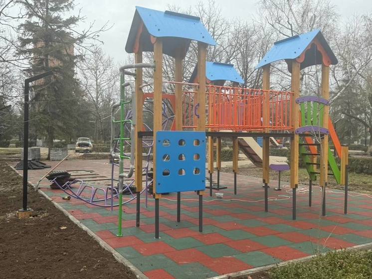 Завершается благоустройство парка в Чаплинке Херсонской области
