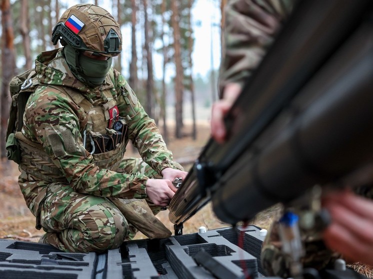 Военблогер Тринадцатый: ВС РФ взяли в окружение до 1000 солдат ВСУ под Суджей