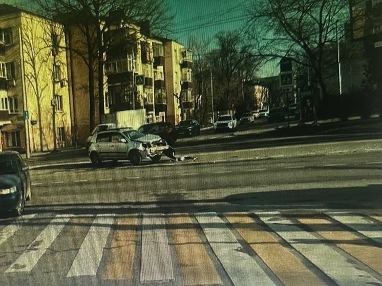 В Ростове в ДТП пострадала пожилая женщина-водитель