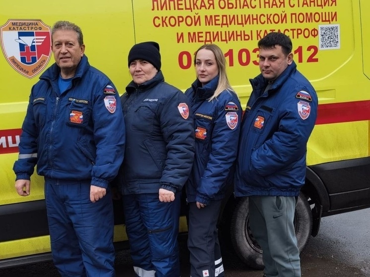 Медики спасли в Липецкой области девушку после аварии