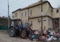 На аппаратном совещании с руководителями структурных подразделений города были обсуждены планы на ближайшее время, где ключевым направлением является наведение чистоты на территории Астрахани
