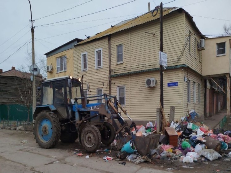 Астраханские власти планируют закупить новую коммунальную технику для уборки города