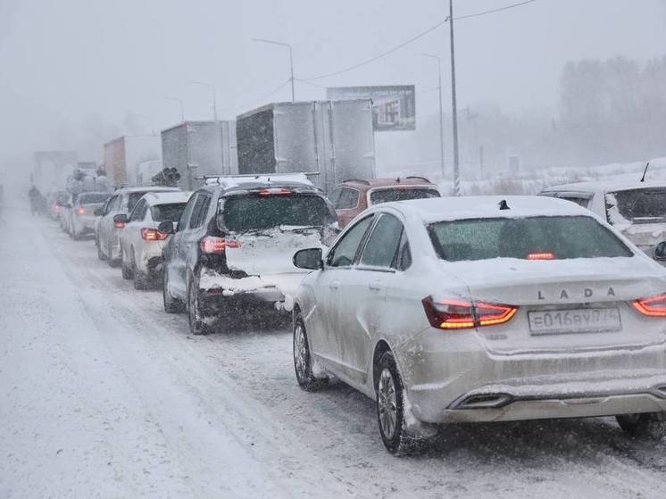 На Южном Урале участок трассы М-5 закрыли для автобусов и грузовиков