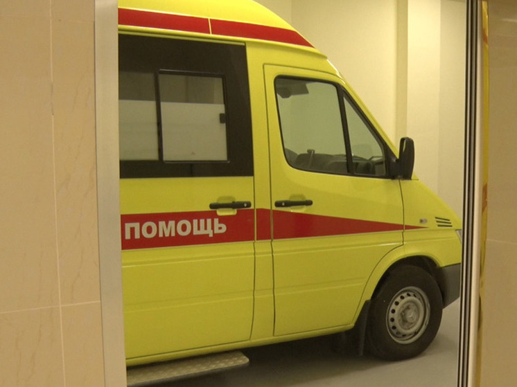 Всеволожские врачи борются за жизнь годовалого ребенка, на которого упал телевизор