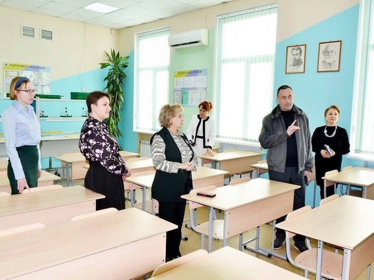 Политик Виктор Тепляков оценил новый экологический класс в школе №7