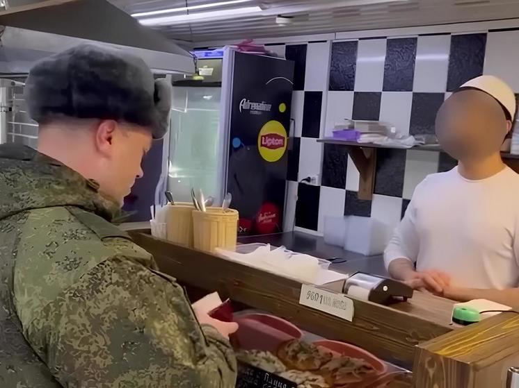 Рейды по общепиту в Воронеже выявили уклонившихся от воинского учета граждан РФ