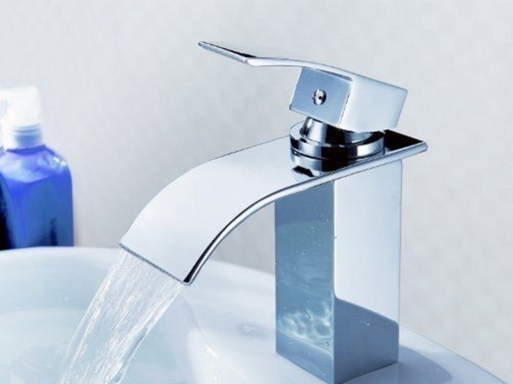 Про снижение давления воды в ряде районов Пскова напомнили эксперты