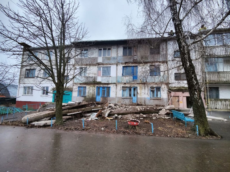 В доме с рухнувшими балконами в Орловской области не было УК