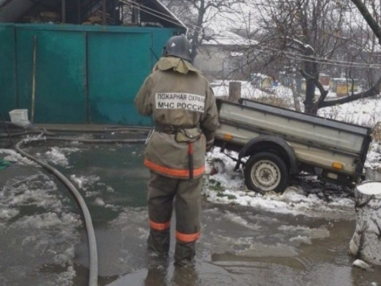 Обгоревшее тело мужчины нашли после пожара в Рамонском районе Воронежской области